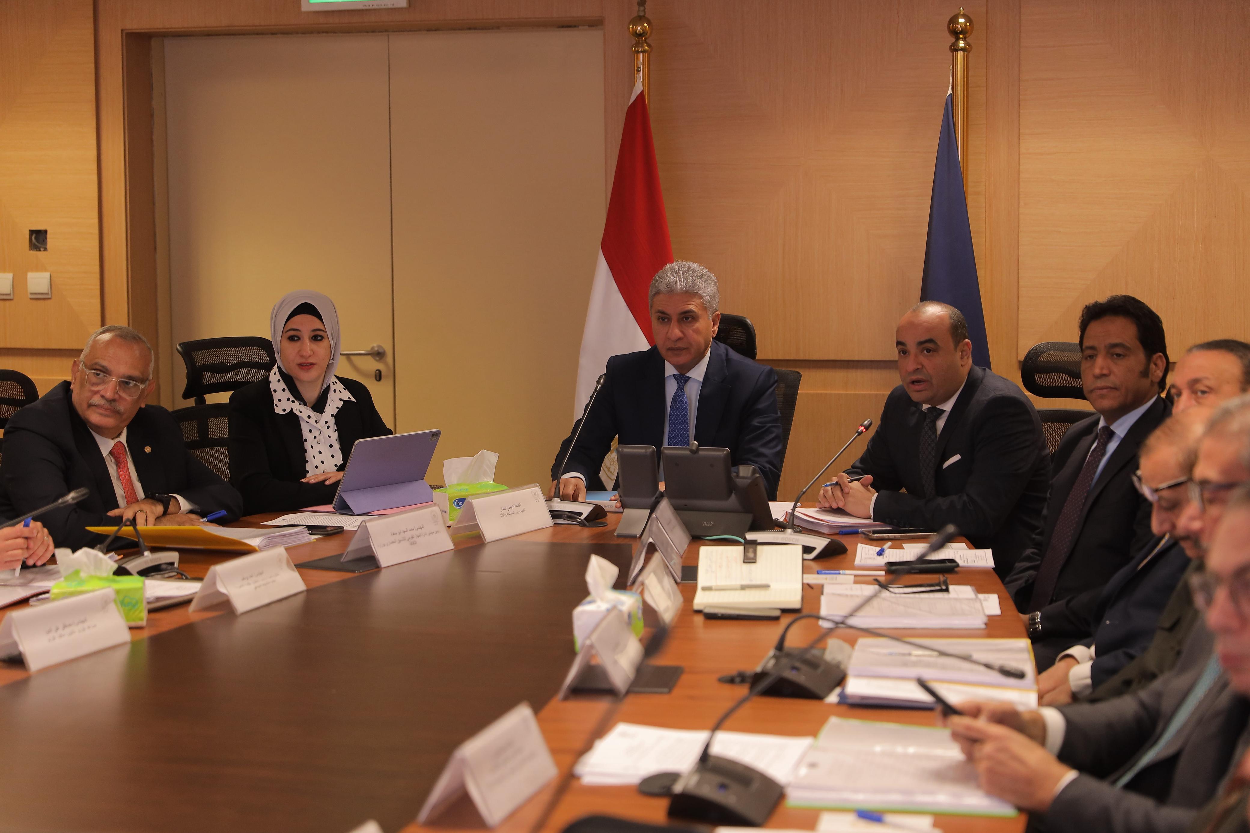  وزير السياحة والآثار يترأس اجتماع مجلس إدارة المجلس الأعلى للآثار 